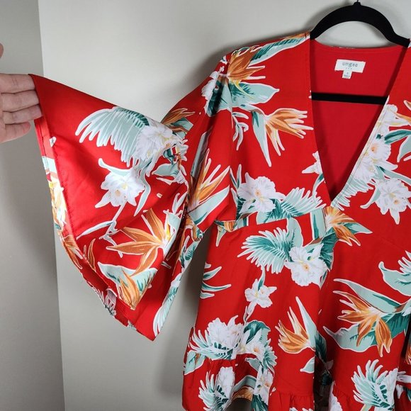 Umgee Shirt Womens S Red Floral V Neck 3/4 Sleeve Tunic Blouse Flutter Ruffle - Picture 3 of 8